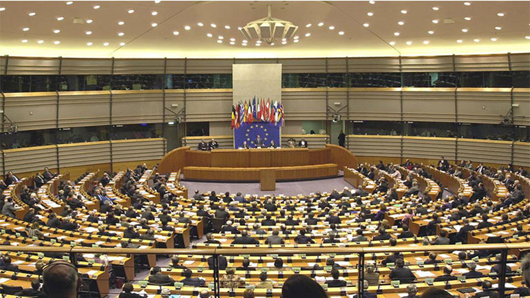 Τρίτο πρόγραμμα βοήθειας: Η ώρα της ψηφοφορίας για τα ευρωπαϊκά κοινοβούλια