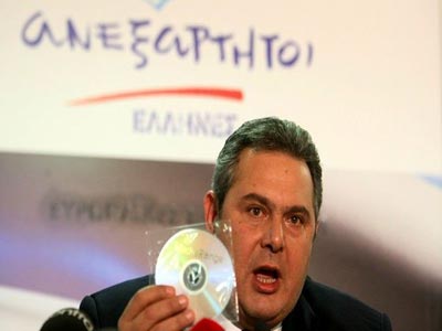 Καμμένος για Γιαταγάνα: «Ενεργοποιούνται τα εν υπνώσει μαξιλάρια…»