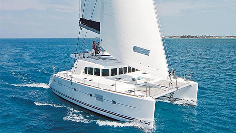 Απαγορεύτηκε ο απόπλους καταμαράν στο Ηράκλειο λόγω σοβαρών ελλείψεων