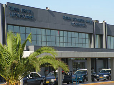 Τουρίστρια απεβίωσε στο αεροδρόμιο Χανίων ελλείψει… γιατρού!