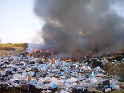 Πυρκαγιά στη χωματερή στο ΧΥΤΑ Άνω Λιοσίων