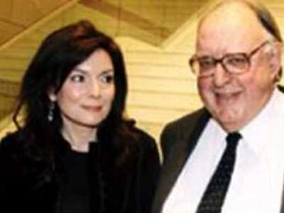 Η σύζυγος Πάγκαλου απαιτεί αποζημίωση ύψους 300.000 ευρώ Η σύζυγος Πάγκαλου απαιτεί αποζημίωση ύψους 300.000 ευρώ