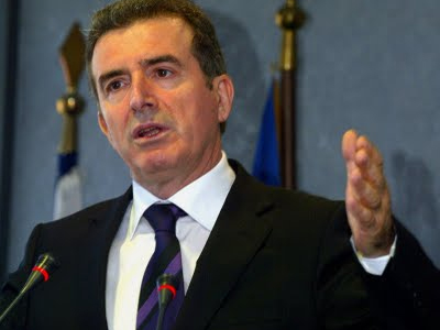 Ένταση σε ομιλία του Χρυσοχοΐδη στου Ζωγράφου