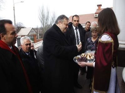 «Η Ελλάδα στηρίζει την ανεξαρτησία της Ουκρανίας»