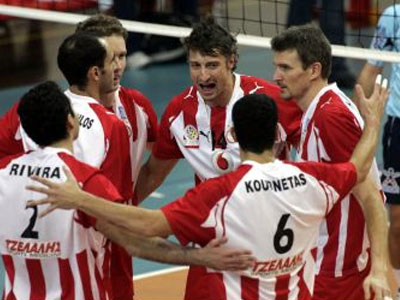 Έκανε το πρώτο βήμα ο Ολυμπιακός, 3-0 σετ τη Λαμία