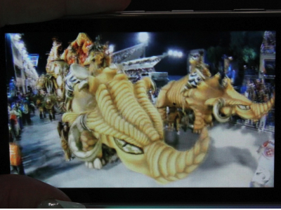 «Sharp Galapagos»… έφτασε η 3D τεχνολογία και στα κινητά!