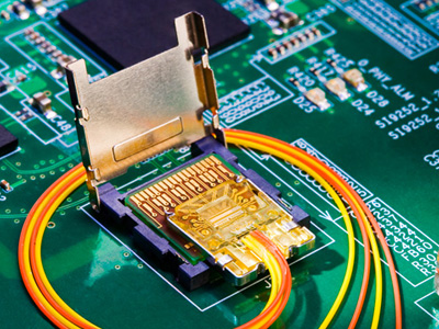 Νέα τεχνολογία διασύνδεσης από την Intel με 10Gbps ταχύτητα – η Apple πίσω από το εγχείρημα;