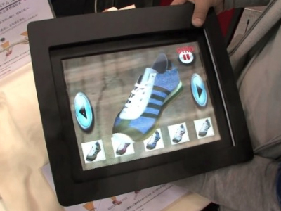 Η Toshiba επιδεικνύει οθόνη / ταμπλέτα 3D άνευ ειδικών γυαλιών