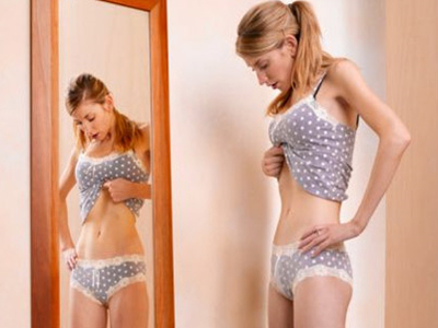 Η ανορεξία «χτυπά» από την ηλικία των οκτώ