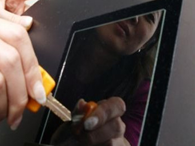 Νέο είδος γυαλιού, έξι φορές ανθεκτικότερο