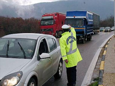 Επί ποδός η Tροχαία για τους εκδρομείς των γιορτών