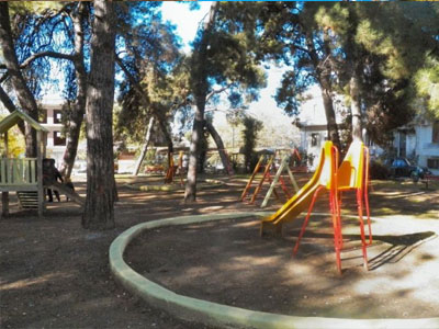Ανακατασκευάζεται η παιδική χαρά της πλατείας Σκουφά στην Άρτα
