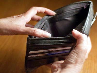 Στα επίπεδα της δεκαετίας του ΄70 η αγοραστική δύναμη των μισθωτών