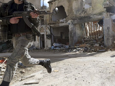 Συρία: Δεκάδες στρατιώτες και αντάρτες σκοτώθηκαν στη Ράκα