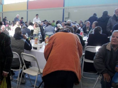 Γεύμα αγάπης από τον Δήμο Αθηναίων