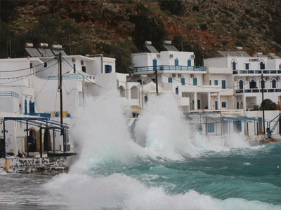 Ισχυροί άνεμοι και τοπικές βροχές