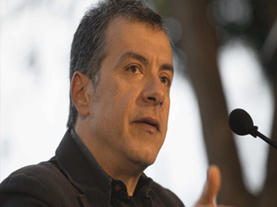 «Να πάψει η κυβέρνηση να παριστάνει τον ΣΥΡΙΖΑ και ο ΣΥΡΙΖΑ τη ΝΔ»