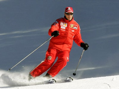 Δημοσιογράφος ντύθηκε παππάς για να δει τον Σουμάχερ