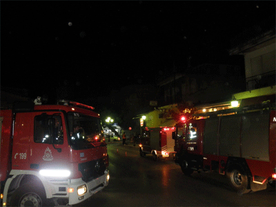 Στις φλόγες τυλίχθηκε χρυσοχοείο στο Ηράκλειο