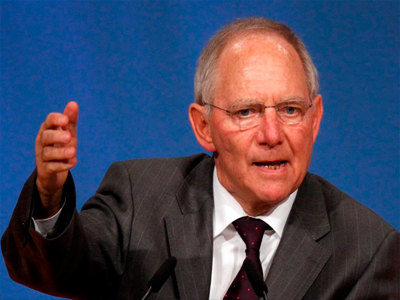 Σόιμπλε: Κίνδυνος κάποιες χώρες να παρερμηνεύσουν την απόφαση της ΕΚΤ