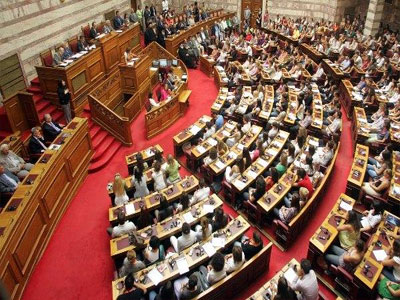 Απεμπλοκή της Βουλής από τον έλεγχο του πολιτικού χρήματος