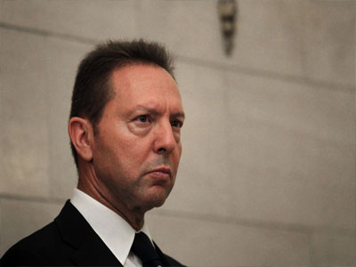 «Δεν φεύγω από το υπουργείο Οικονομικών»