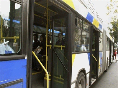 Υπεγράφη η σύμβαση για την τηλεματική σε λεωφορεία και τρόλεϊ