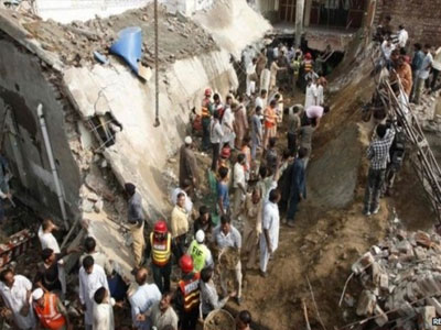 Πακιστάν: Πολύνεκρη έκρηξη σε σιιτικό τέμενος