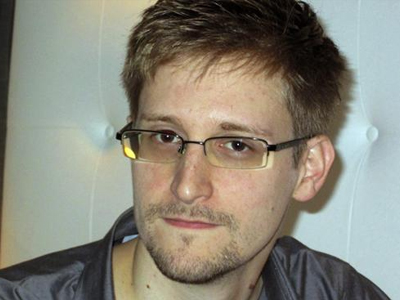 Το Καράκας προτίθεται να εξετάσει πιθανή αίτηση ασύλου του Σνόουντεν