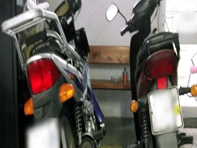 Ανήλικοι έκλεβαν μηχανάκια και καταστήματα