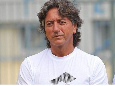 Στα Σπάτα, αλλά εκτός προπόνησης ο Βλάχος