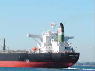 Αποκολλήθηκε το δεξαμενόπλοιο «Blue Ocean»