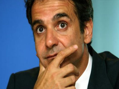 Σε εξέλιξη η συνάντηση Μητσοτάκη – τρόικας