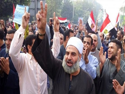 Αίγυπτος: Άρχισε η ψηφοφορία του δημοψηφίσματος για το Σύνταγμα