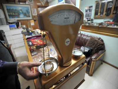 «Καμπάνα» για τους ιδιοκτήτες ενεχυροδανειστηρίων