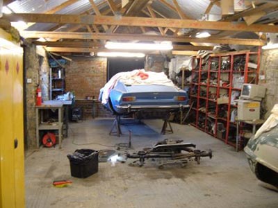 Μαζί με τα ανταλλακτικά πουλούσαν και ναρκωτικά