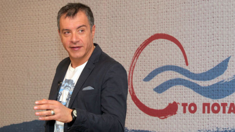 Θεοδωράκης: «Θα στηρίξουμε μια συμφωνία που θα είναι ωφέλιμη για τον λαό»