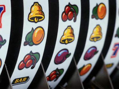 Είχαν μετατρέψει τα Ίντερνετ-καφέ σε λέσχες