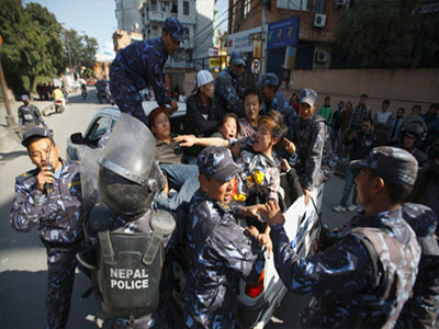 Αμοιβή σε όσους δώσουν πληροφορίες για τα επεισόδια στην Σιντζιάνγκ