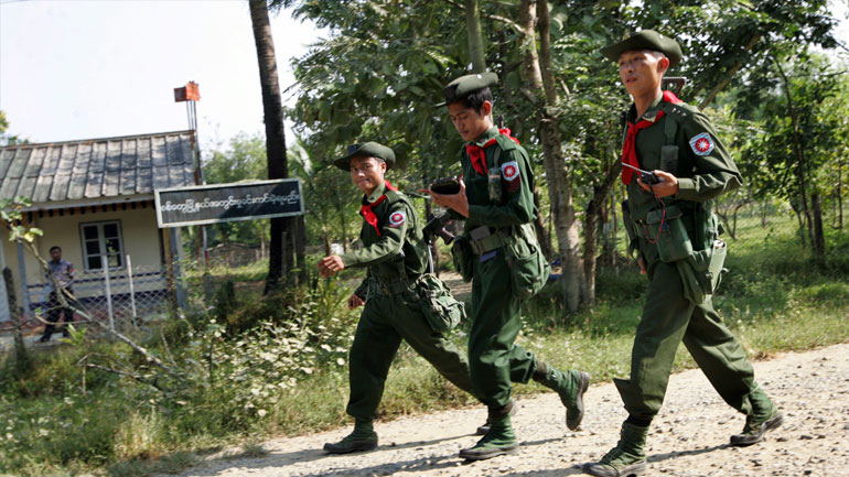 Μιανμάρ: Συμφωνία για εκεχειρία υπέγραψαν 8 από τις 15 ένοπλες οργανώσεις