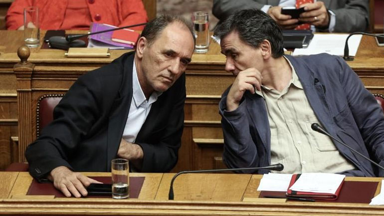 Προσωρινή διακοπή της συνάντησης με τους θεσμούς – Στο Μαξίμου Τσακαλώτος – Σταθάκης Προσωρινή διακοπή της συνάντησης με τους θεσμούς – Στο Μαξίμου Τσακαλώτος – Σταθάκης