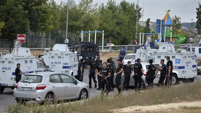 Σύλληψη 50 ατόμων που συνδέονται με τη βομβιστική επίθεση στην Άγκυρα Σύλληψη 50 ατόμων που συνδέονται με τη βομβιστική επίθεση στην Άγκυρα