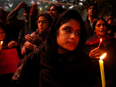 Ινδία: Σοκαριστική μαρτυρία του φίλου της 23χρονης
