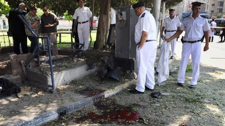 Κάιρο: Νεκρός αστυνομικός από βόμβα