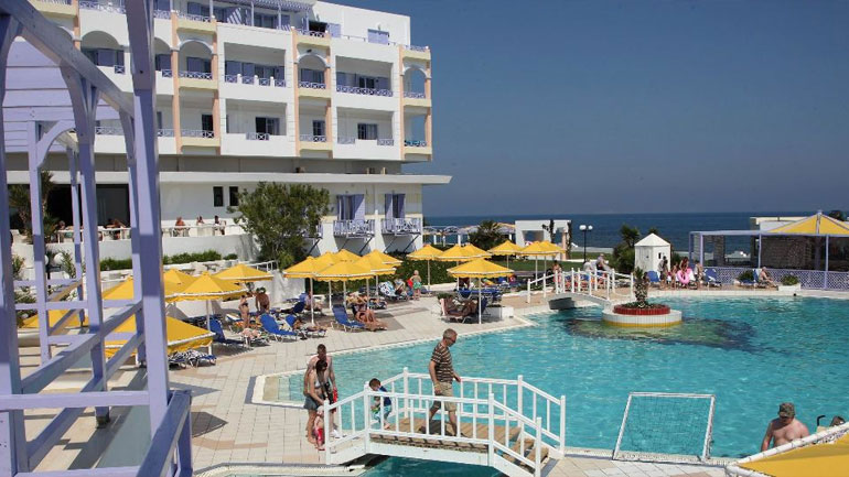 Αντιδράσεις από τους τουριστικούς φορείς στο ενδεχόμενο αύξησης του ΦΠΑ