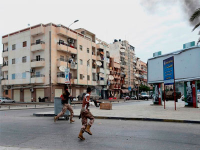 Κλείνει την πρεσβεία της στη Λιβύη η Βρετανία