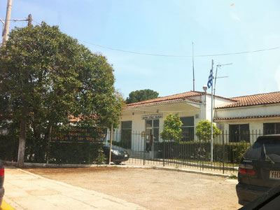 Ψαχνά: Έπεσε από ύψος 3 μέτρων