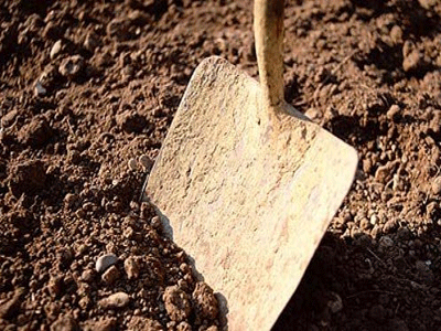 Την έθαψε ζωντανή στο πρώτο ραντεβού