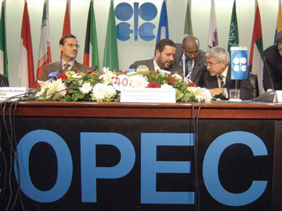 ΟΠΕΚ: Προσπάθεια για διατήρηση του αρχικού πλαφόν