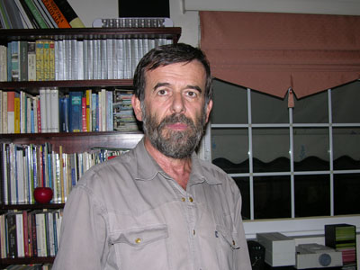 Τα πρώτα μπουσουλήματα στη Βουλή